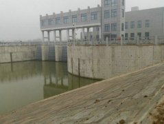 娄宋站水闸全景